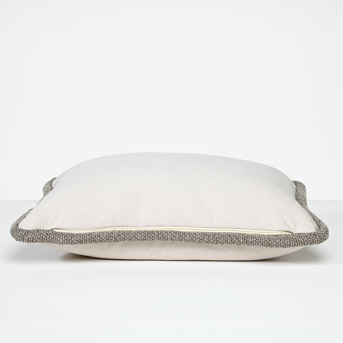 CREAM FELT WITH THICK WOVEN LATTE TRIM
