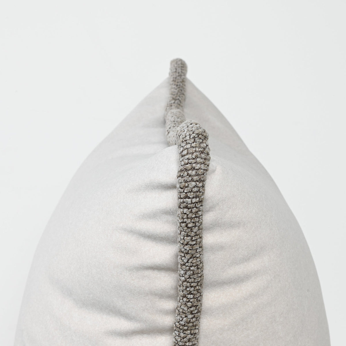 CREAM FELT WITH THICK WOVEN LATTE TRIM